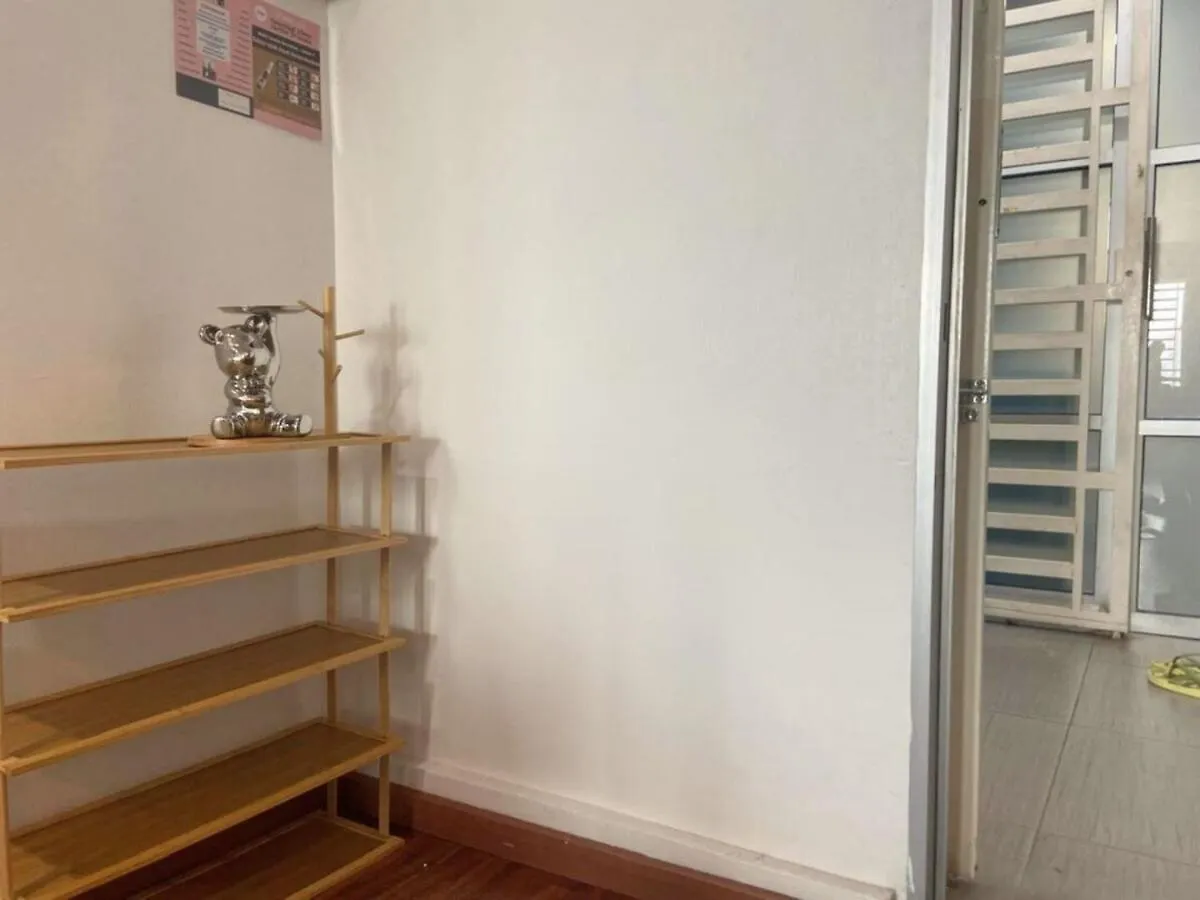 アパート Minimalist Balcony Duplex W Netflix At Bayan Lepasアパートメント
